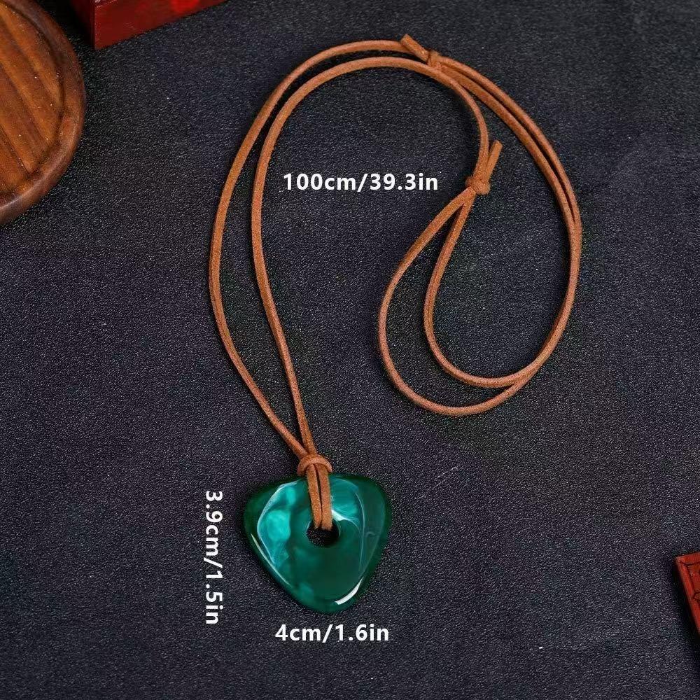 Trendy Halloween Ghost Mom Necklace, Unisex Pendant Jewelry, Perfect Gift for All Occasions, Stylish Accessory for Men & Women