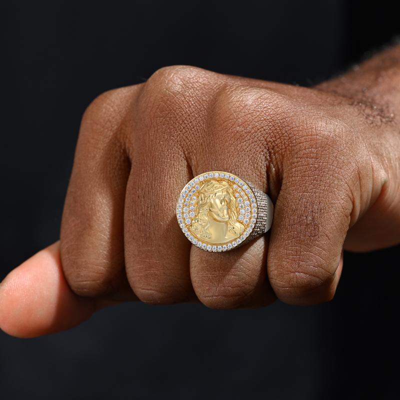 【#R426 】UCCIYO 18K Gold-Plated Round Jesus Ring with Lab-Grown Moissanite S925 Sterling Silver Moissanite Ring for Women Men Hip Hop Jewelry Gift