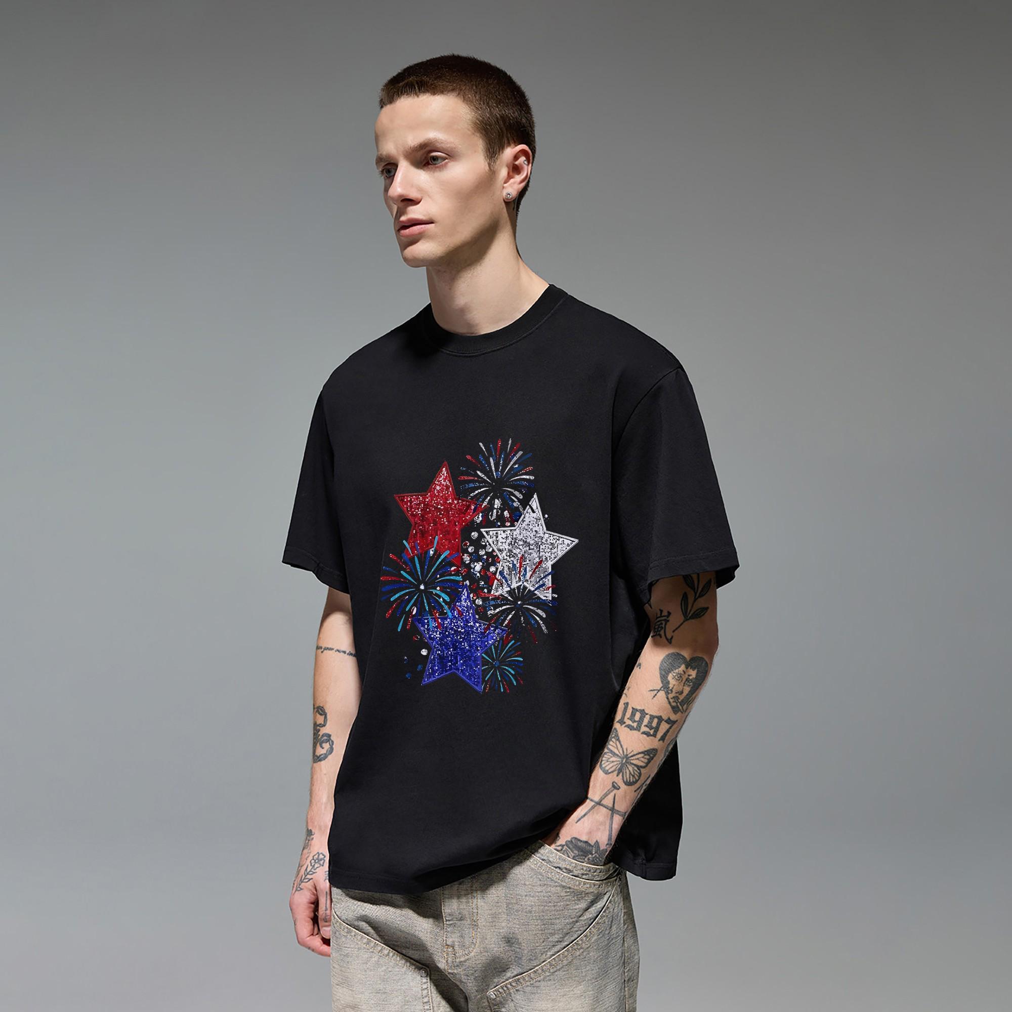 Sparkle Sequin Star T-Shirt Faux Glitter Red White Blue Graphic Tee Women Patriotic Fashion Novelty Gift for Mom Sister 4th of July Independence Day Fireworks Summer BBQ Party Celebration Memorial Day Festival Outfit Casual Everyday Black Top