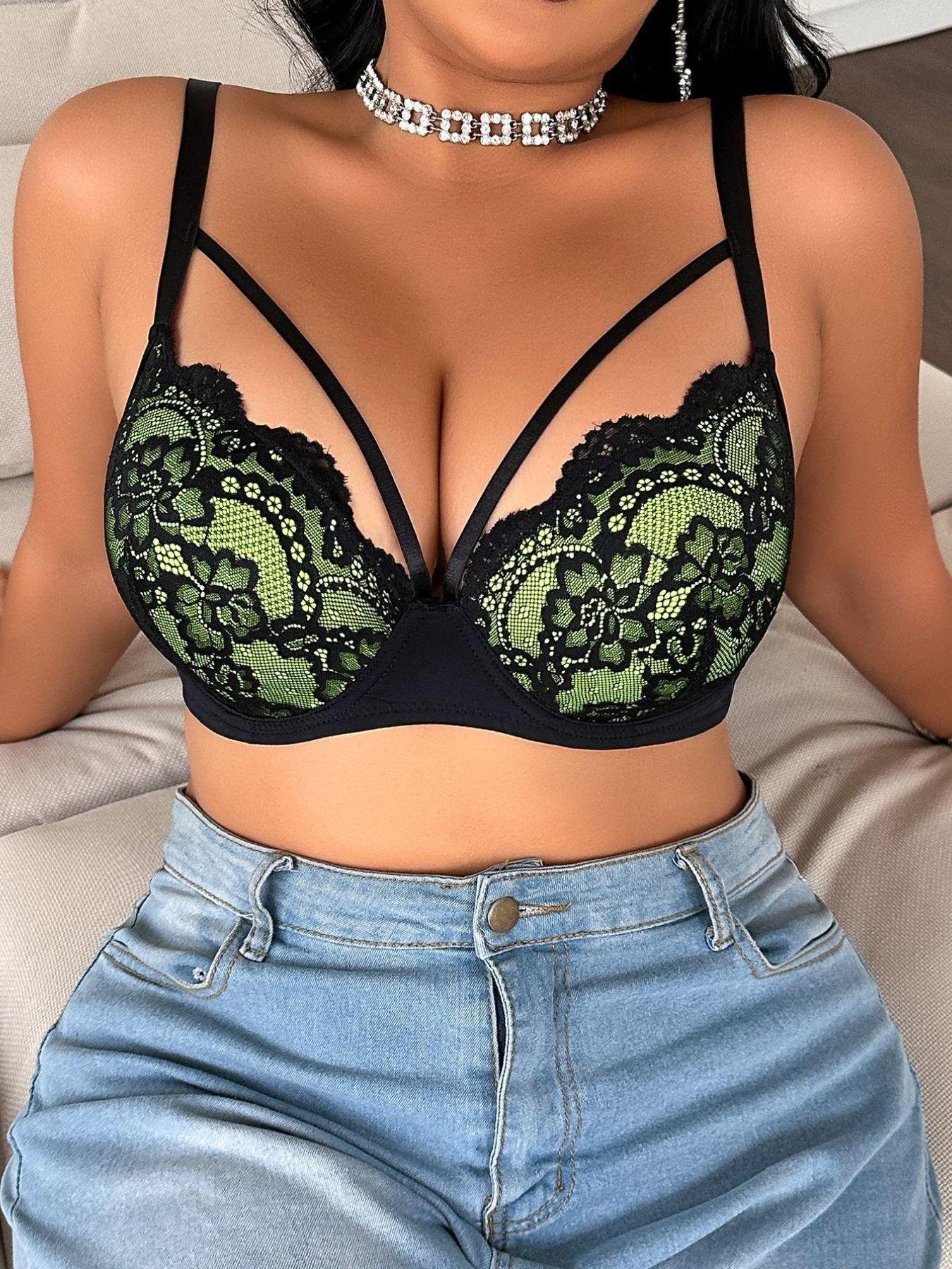 Best-Selling Plus-Size Women's Bra — Single Item: Green Contrast Lace Underwire Lingerie with Crossover Straps; Floral Lace Push-Up Bra Offering Lift and Support — Suitable for Daily Wear or Parties
