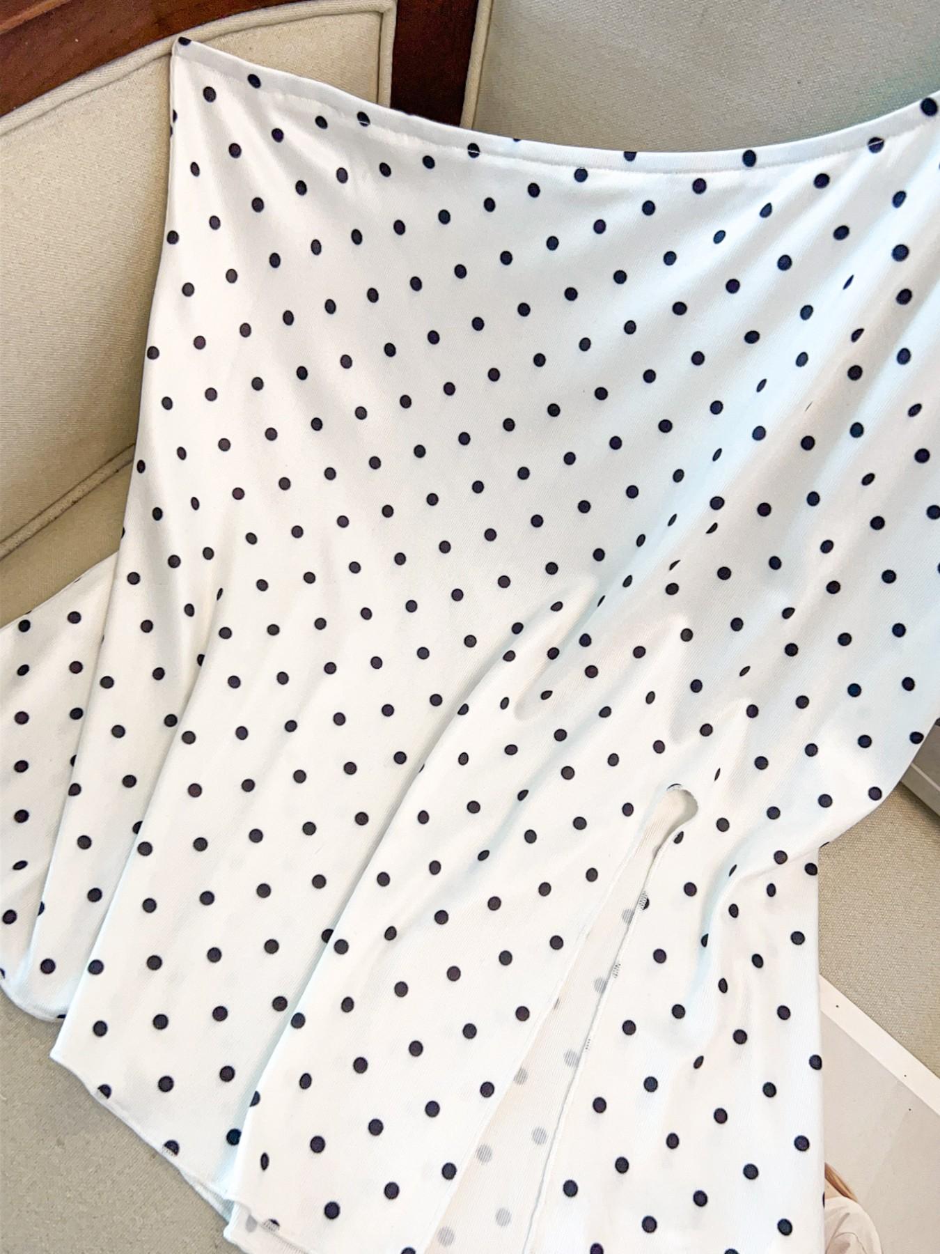 Plus Size Women's Sleeveless Polka Dot Off-Shoulder Casual Tank Top, Vintage Style, Loose Fit, Perfect for Daily Wear, Dates, Parties