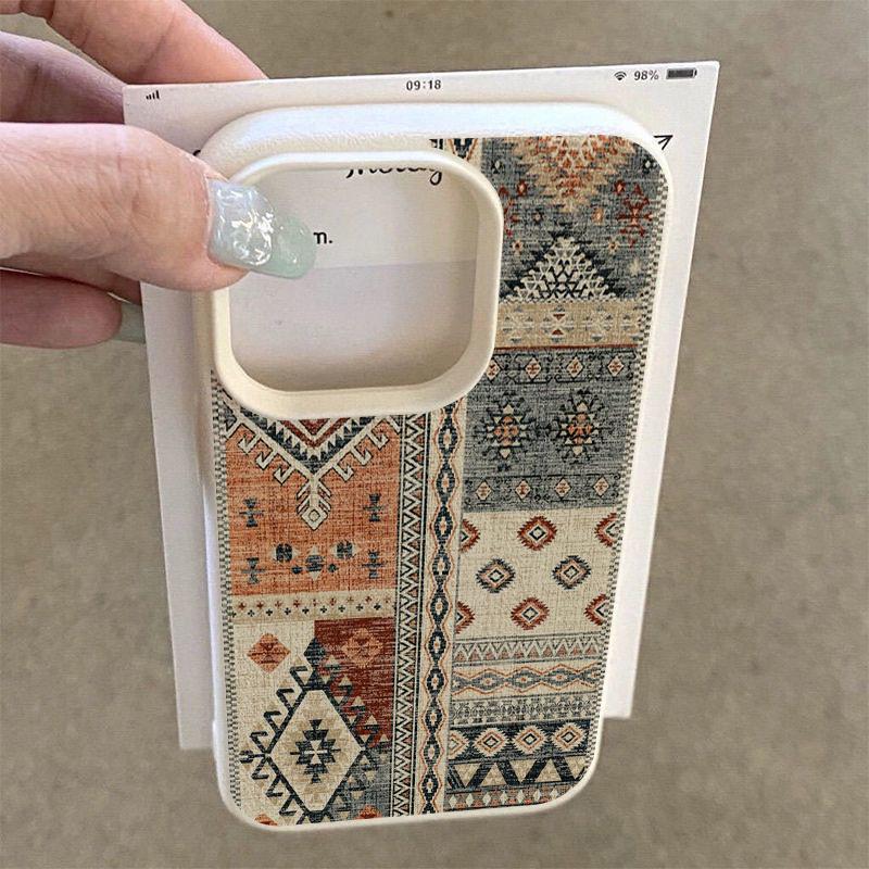 Vintage Plaid Pattern Durable Shockproof Protective Case for iPhone 16/17 Pro Max 14 16 Plus 15 13 Pro 12 11, High Aesthetic Protection Cover Accessories