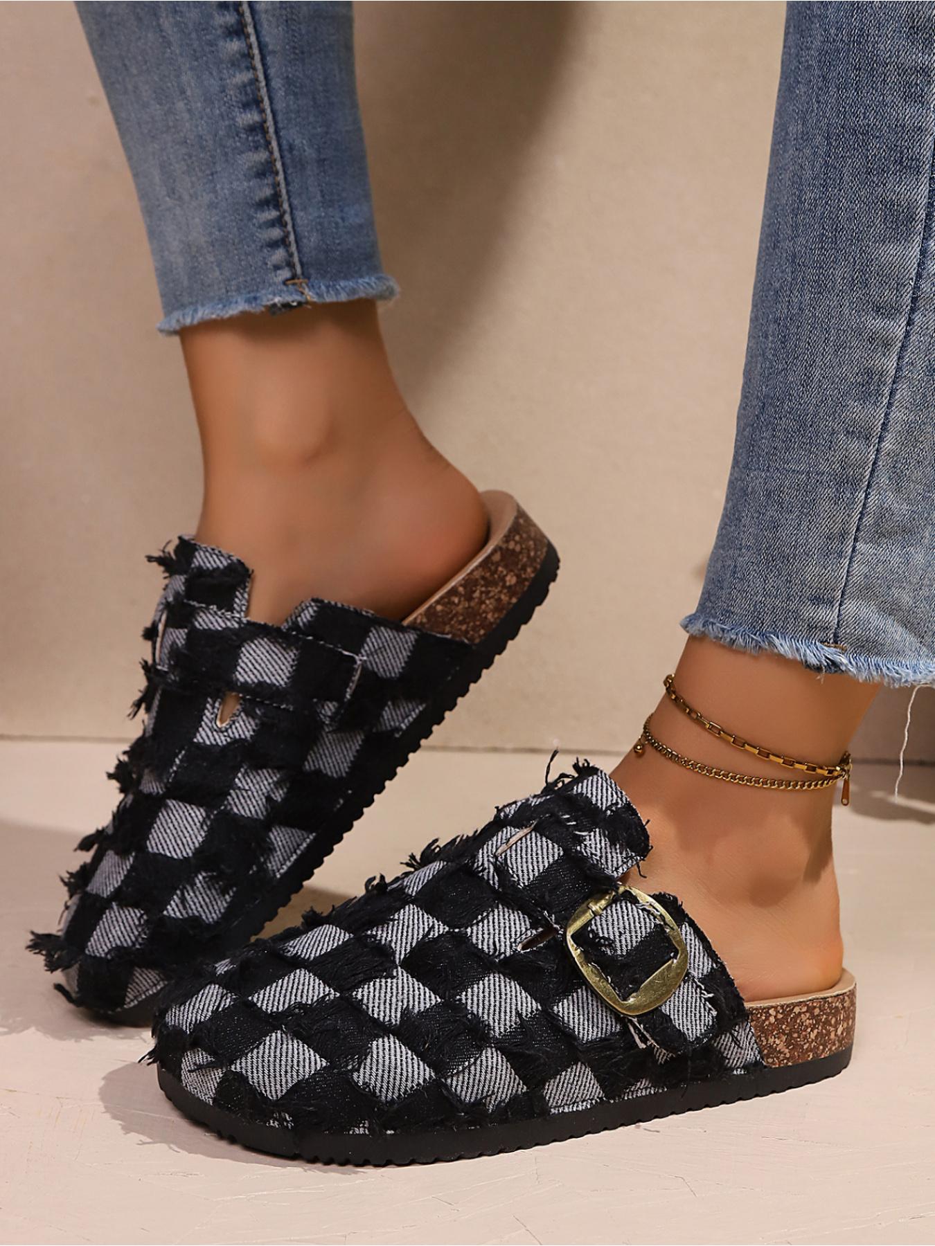 2026 New Women's Frayed Denim Checkered Mules, Vintage Distressed Plaid Closed Toe Clogs, Comfortable Slip On Slides for Summer OutdoorWomen's Black White Checkered Denim Mules, Frayed Distressed Plaid Buckle Strap Clogs, Casual Closed Toe Slides for All