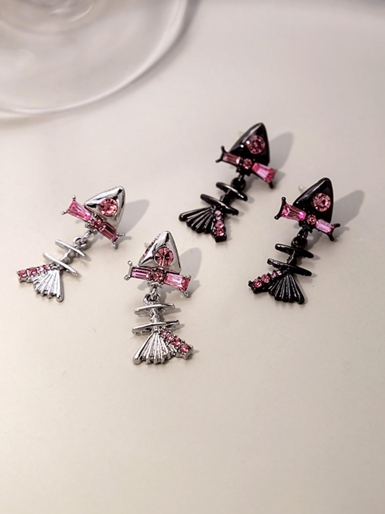 Sweet Cool Fishbone Shape Bow Stud Earrings, Cute Zircon Ear Dangles, Unique Design Jewelry, All Seasons Fashion Accessory