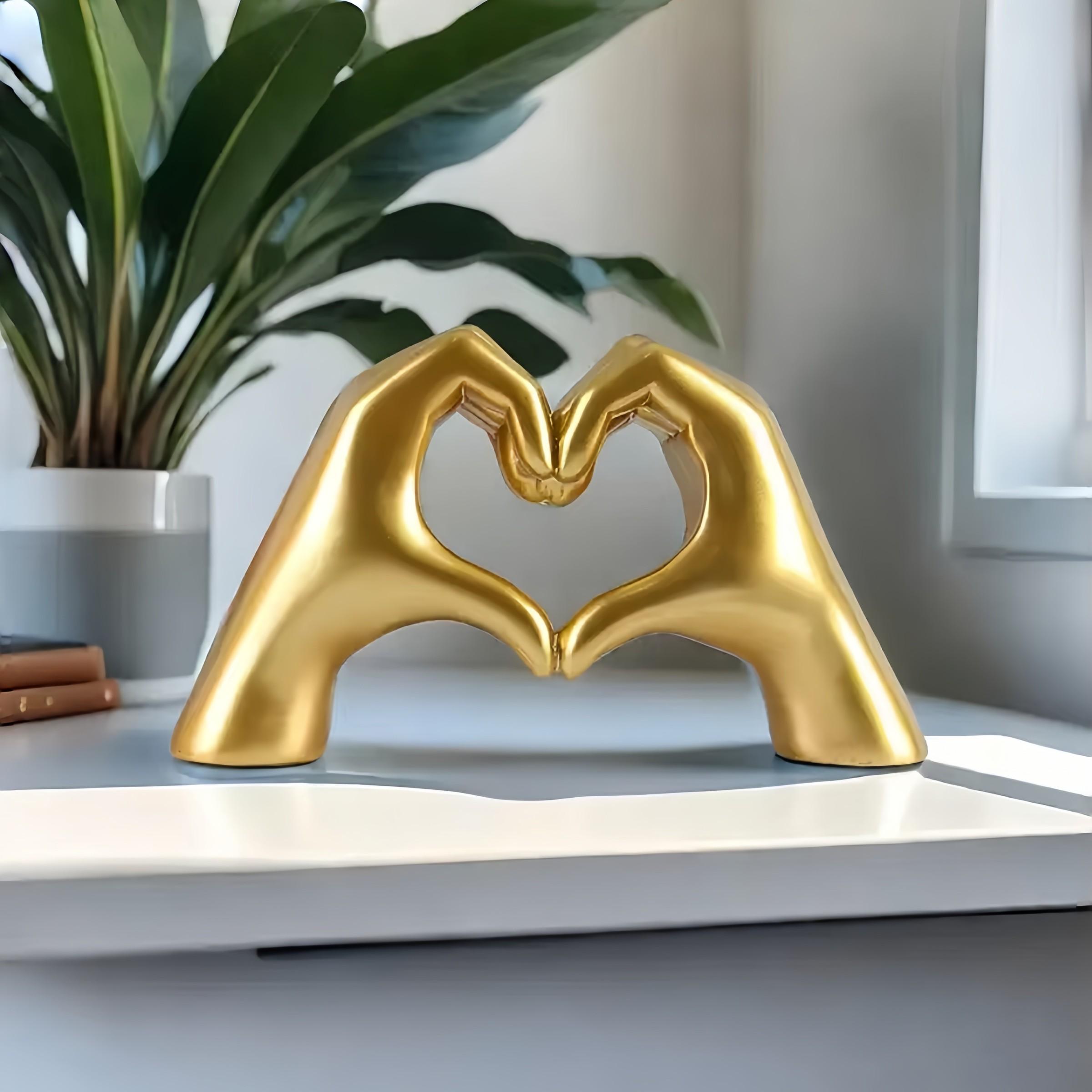 Handmade Resin Heart Statue, Modern Love Symbol, Unique Design, Elegant Home Decor, Wedding Decoration, Festival Party Room Decor