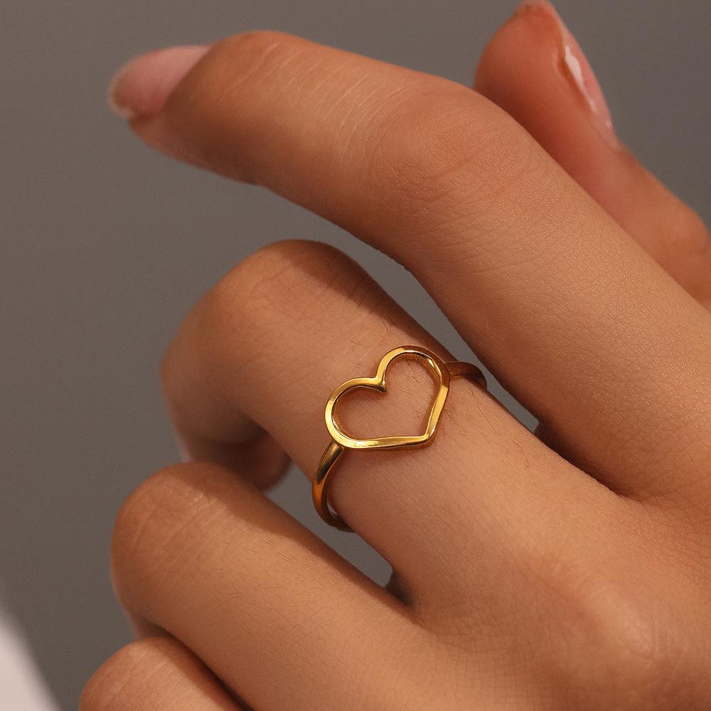 Fashionable stainless steel heart-shaped open ring, retro and popular geometric opening, adjustable titanium steel finger ring for ladies