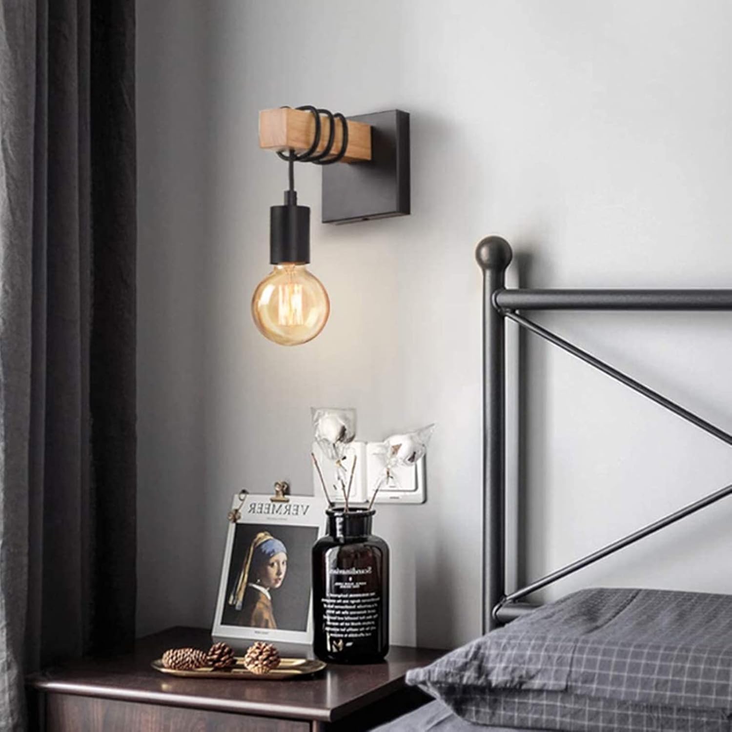 Modern Vintage E27 LED Bedside Lamp, Nordic Creative Wall Light, American Style Wooden Wall Sconce, Simple Hallway Balcony Lighting