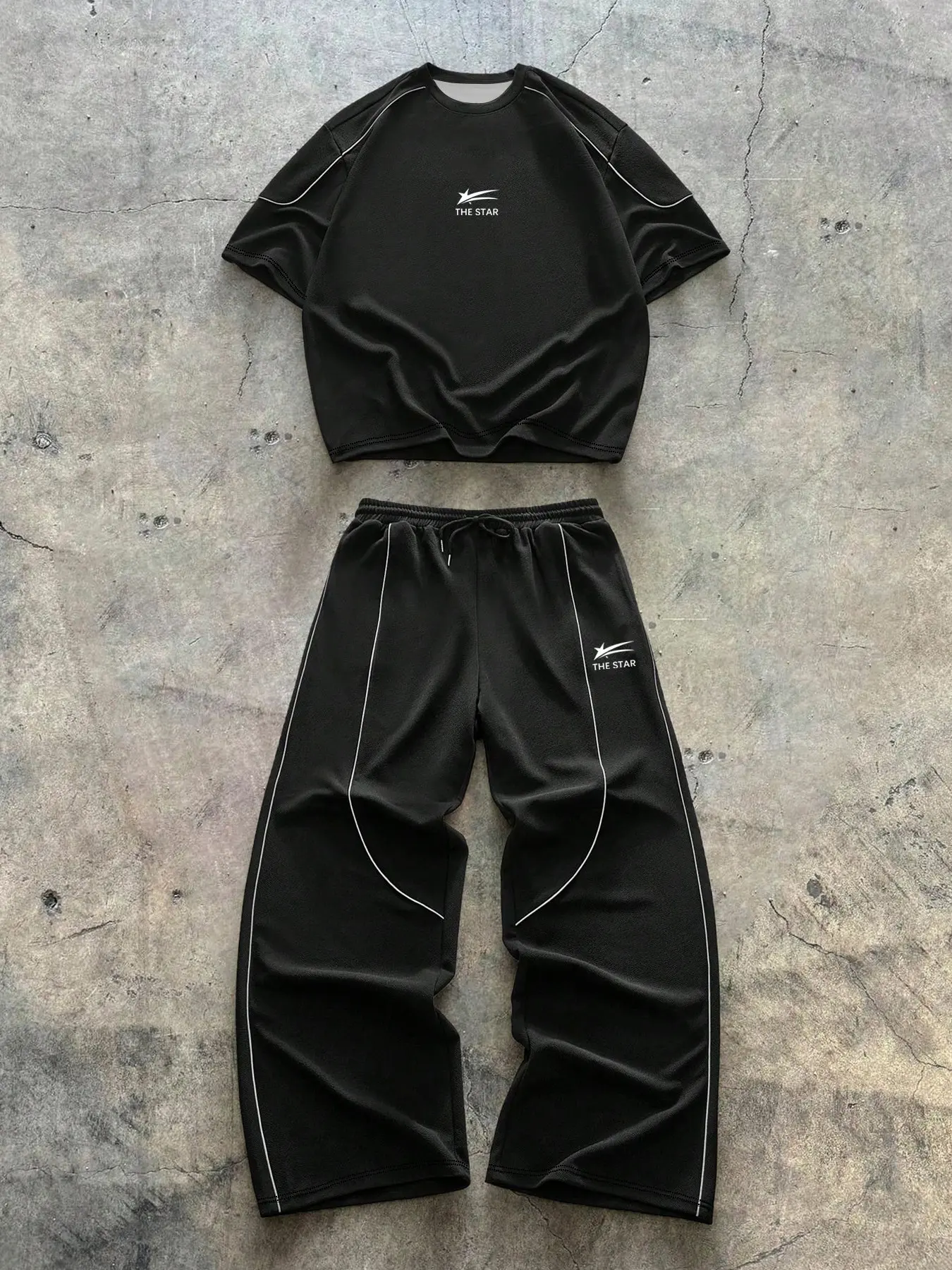 Men's Summer Two-Piece Set, American Retro Racing Theme Street Style, Short Sleeve Graphic T-Shirt + Camo Wide Leg Pants, Casual Fashion Loose Fit