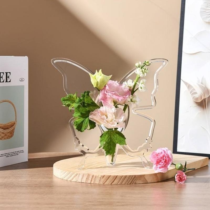 This transparent butterfly vase is absolutely stunning! A light luxury hydroponic container that instantly creates a perfect ambiance for your office desk, living room or hallway.