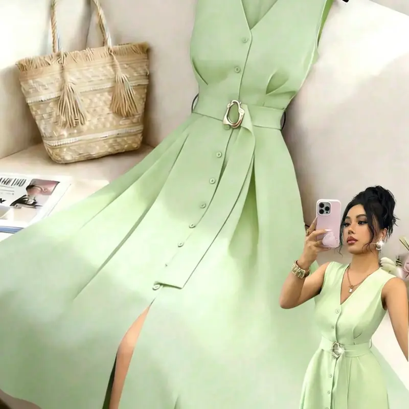New Women's Sleeveless V-Neck Knit Cardigan, Elegant Metal Ring Decoration, Slim Fit Versatile Long Dress, Stylish, Fashionable and Minimalist