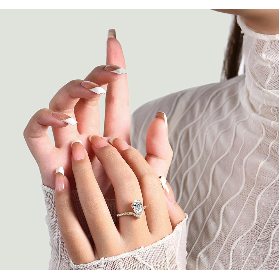 Pear Cut Synthetic Moissanite Ring 3CT D Color  VVS1  for Women Anniversary Gift Fine Jewelry R056