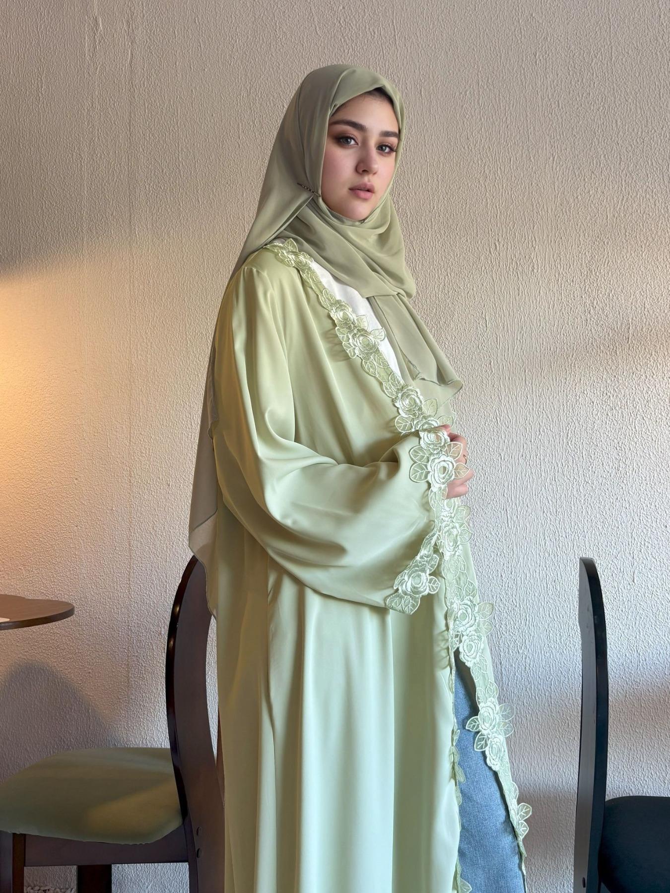 Classic Suit Set, Elegant Floral Abaya Set with Headscarf, Open Front Long Robe, for Parties, Vacations, Ramadan, and Festivals, Fashion Forward, Statement, Warm Layer, Viral Style, Fashionable, Daily Essential Classic Suit Set, Elegant Floral Abaya Set with Headscarf, Open Front Long Robe, for Parties, Vacations, Ramadan, and Festivals, Fashion Forward, Statement, Warm Layer, Viral Style, Fashionable, Daily Essential