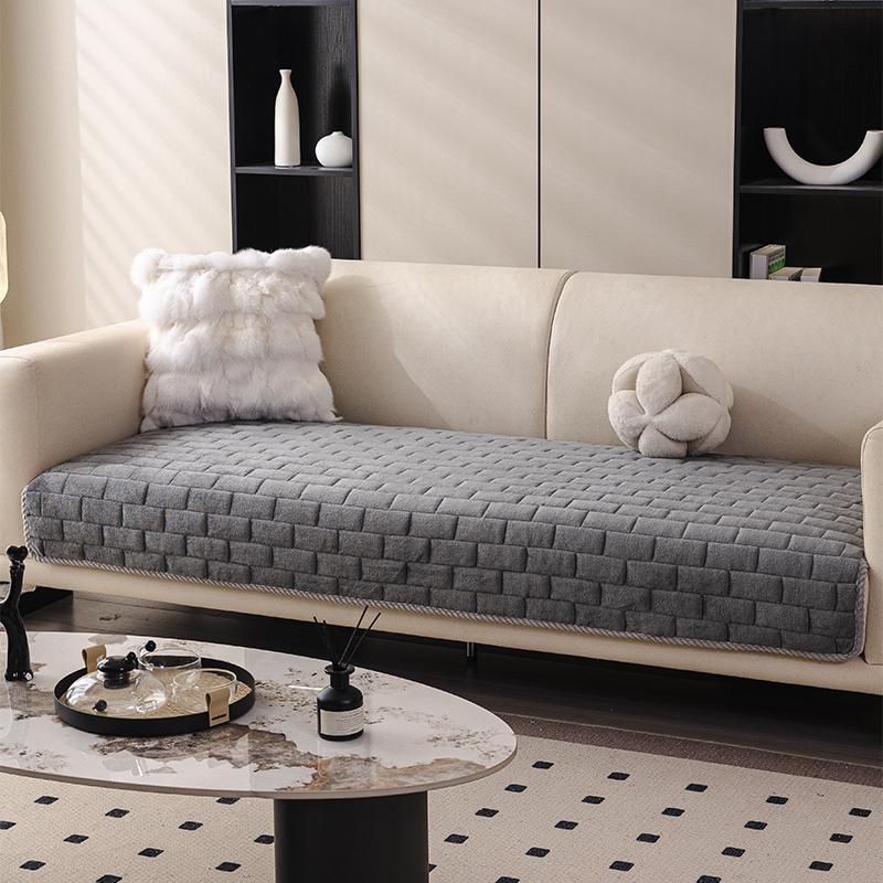 1pc Vintage Plaid Non-Slip Washable Velvet Sofa Cover, Modern Minimalist Pet-Friendly Furniture Protector, Living Room & Bedroom Decor