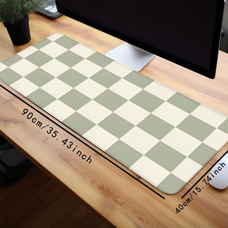 Checkerboard Pattern Mouse Pad, 1 Count Rectangle Gaming Mouse Pad, Office Desk Keyboard Mat for Home Office Game Room Desk, Cute Desk Accessories
