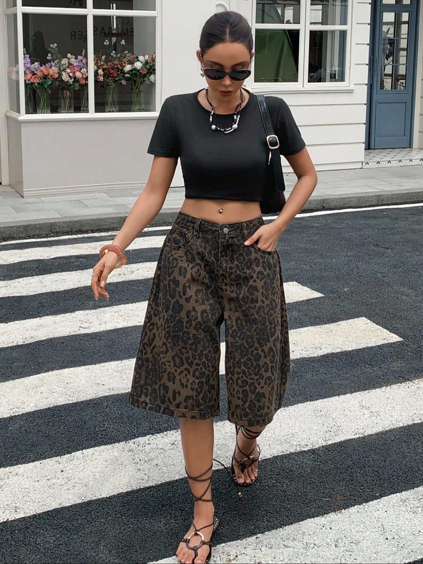 Trendy New Leopard Print Denim Jeans, Fashionable Street Style, Spring Summer Youthful Look, Women's Mid-Calf Jeans, Button Fly Closure