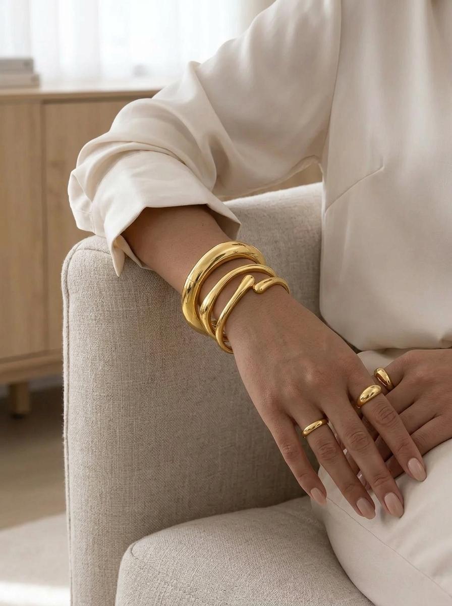 3 Pcs Gold Bangle Bracelets, Elegant Minimalist Bangle, Tarnish Resistant Stackable Minimalist Bangles for Women, Everyday Wedding Party Birthday Anniversary Jewelry Gift for Her (Mom Sister), Stacked Design Bracelets, Fashionable Bangles 3 Pcs Gold Bangle Bracelets, Elegant Minimalist Bangle, Tarnish Resistant Stackable Minimalist Bangles for Women, Everyday Wedding Party Birthday Anniversary Jewelry Gift for Her (Mom Sister), Stacked Design Bracelets, Fashionable Bangles