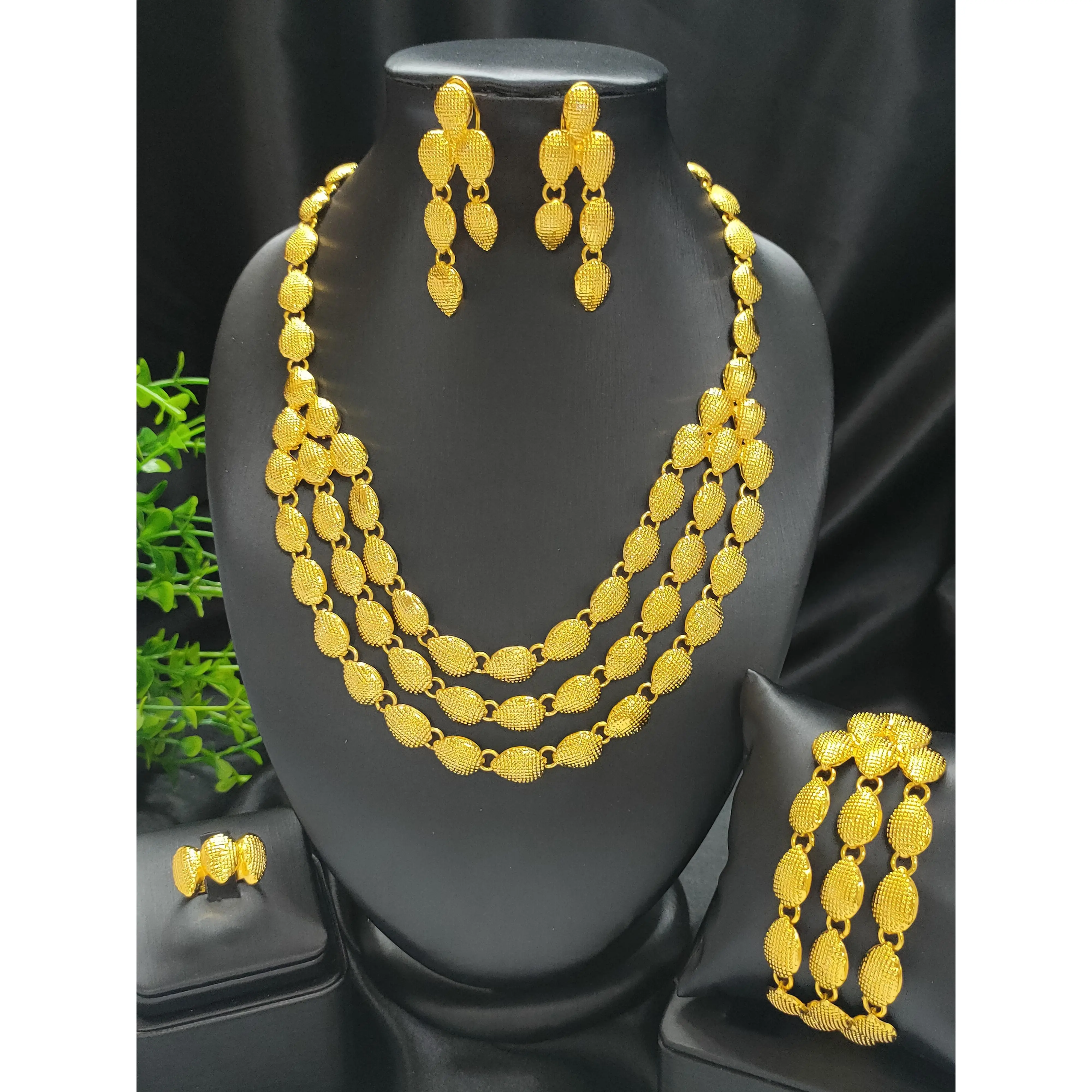 Gold Color Jewelry Bridal Necklace Bracelet Earrings Ring Fashion  Jewelry Set