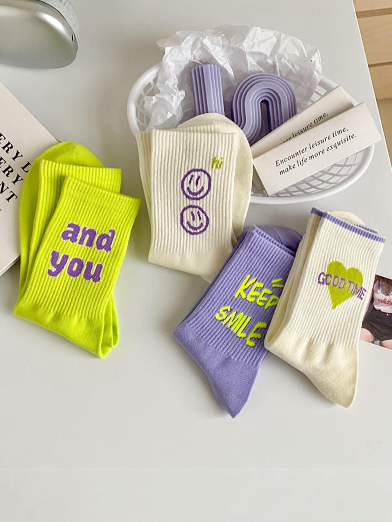 Women's Casual Letter Pattern Street Style Mid-Calf Socks, 4 Pairs, Perfect for Daily Wear, Trendy and Unique Design