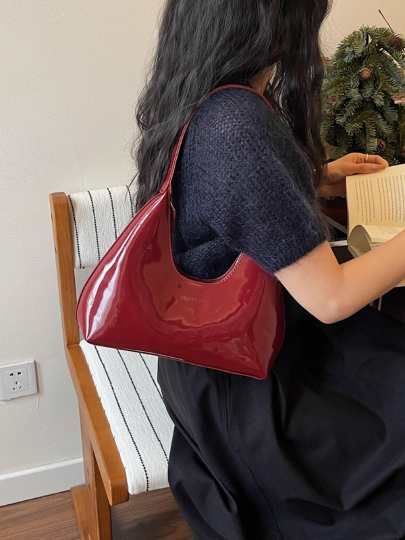 2026 New Fashionable Single Shoulder Bag, Chic Solid Color Retro Glossy Small Square Underarm Bag, Ideal for Commute, Travel, Parties, Shopping, Fashionable Bags