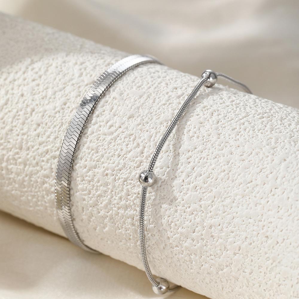 Summer fashion snake bone pattern anklet, elegant shiny titanium steel anklet for women and girls, beach party fashion accessory, daily dress decoration, trendy and versatile, great choice for gift giving!