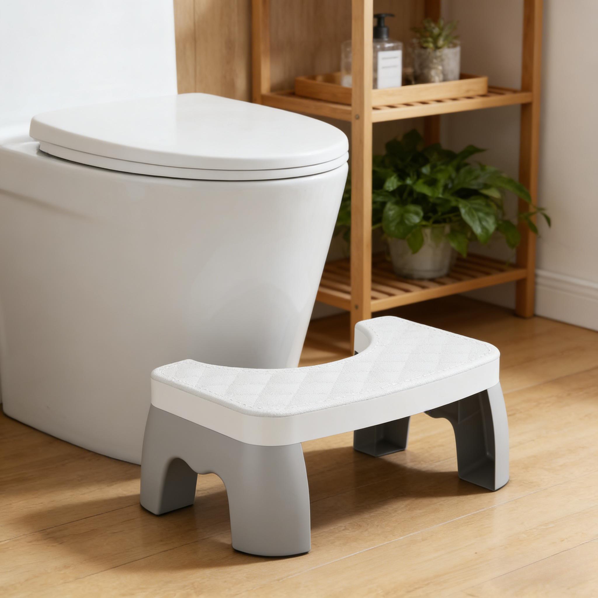 Say goodbye to numb legs from prolonged squatting. Featuring rhombus anti-slip surface texture and a thickened, stable base, this stool bears weight steadily even in slippery bathrooms, ensuring safe use for the elderly and children alike.