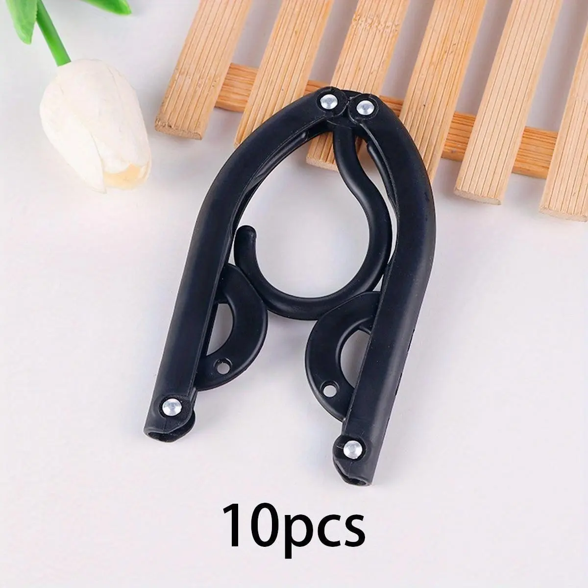 10-Pack Portable Folding Clothes Hangers, Durable Plastic Travel Hangers, Space-Saving Foldable Closet Organizer, Ideal for Camping & Business Trips