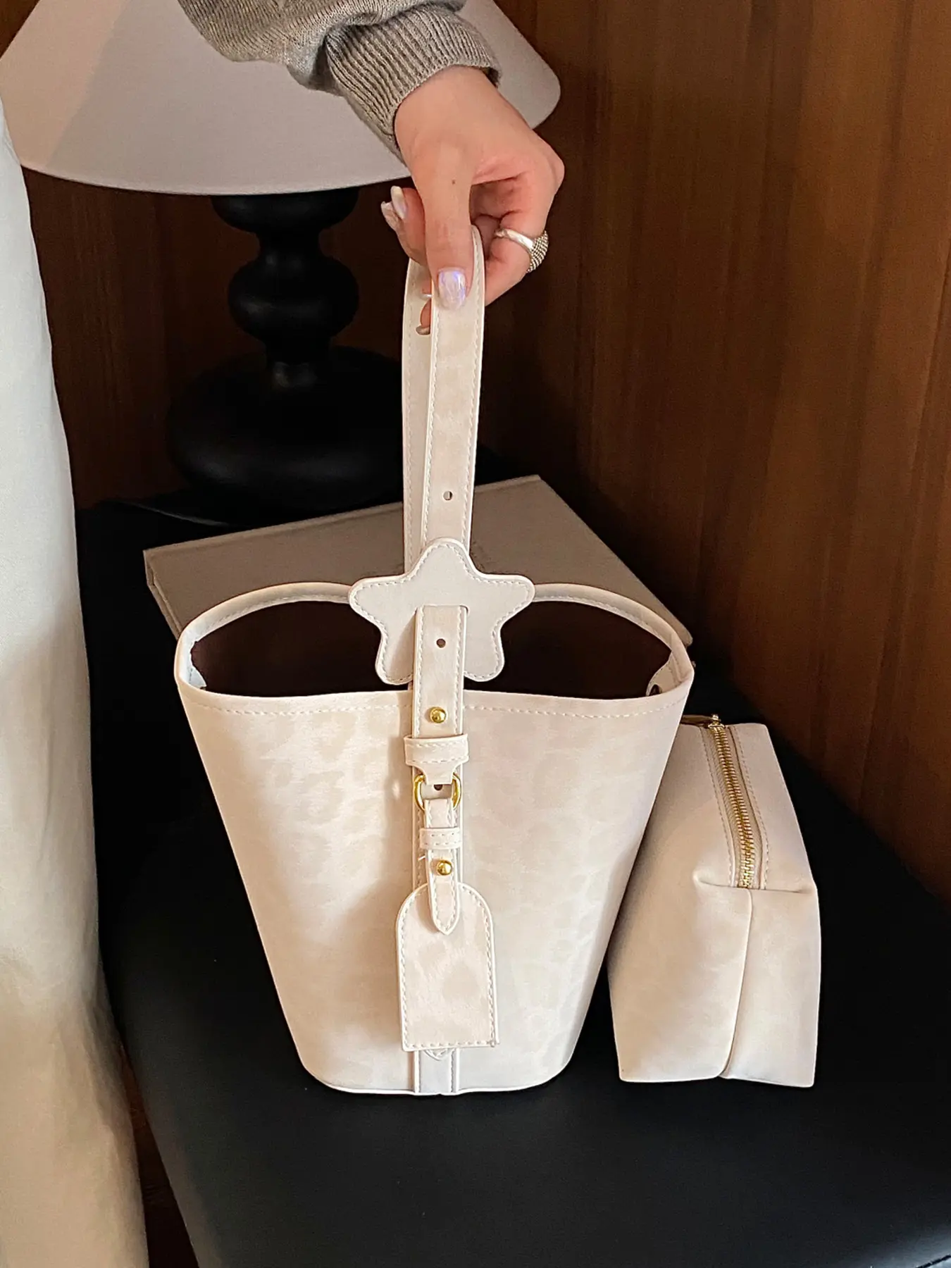 1pc Animal Print Suede Bucket Bag Set with Pouch, Vintage Casual 2-Piece Purse, Long Adjustable Strap, Drawstring Top & Matching Zip Pouch, Ideal for Women Daily Commute & Trendy Outings, Casual Commuter Bag