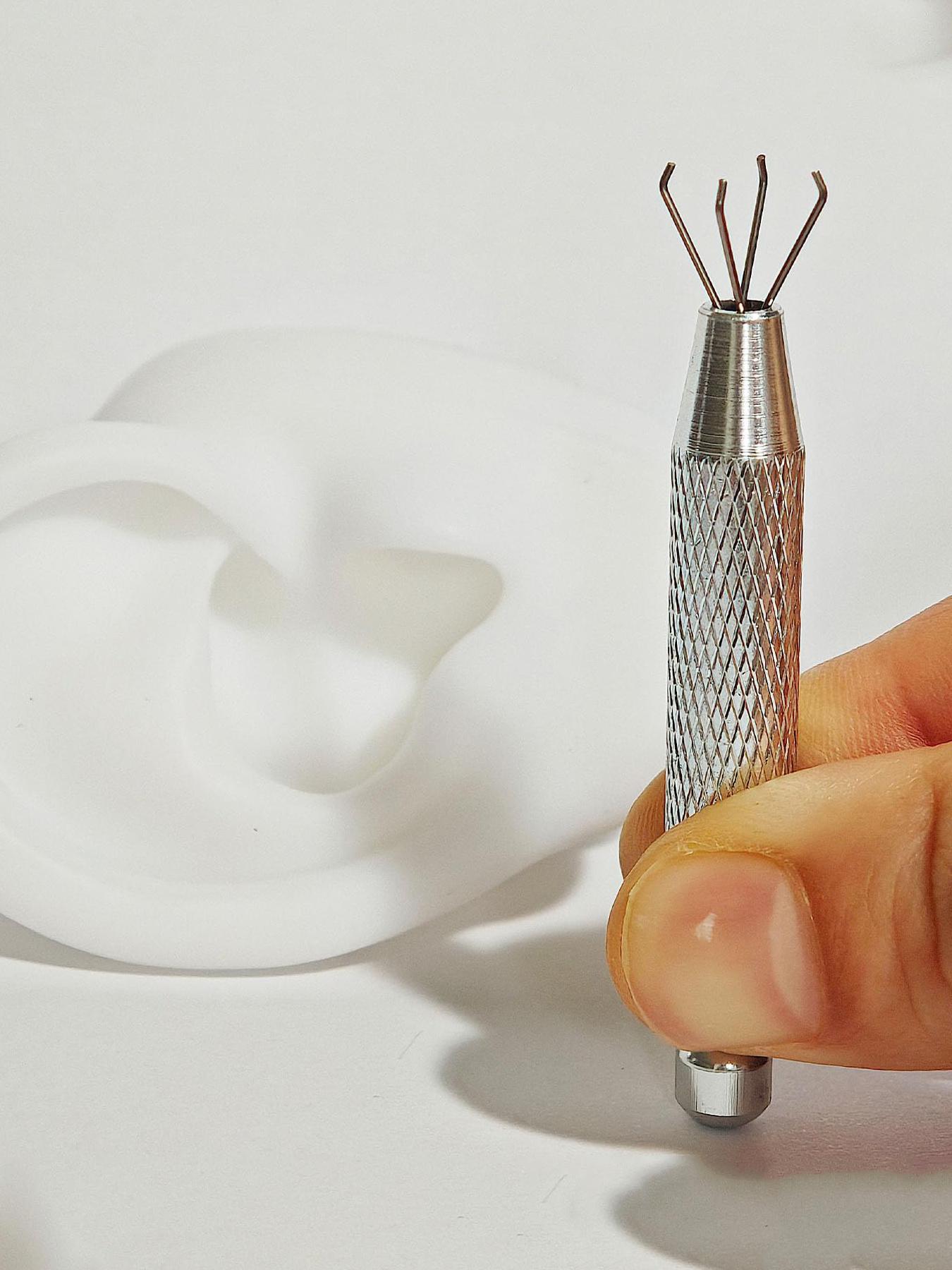 Stainless Steel CZ-Inlaid Nose Ring for Women and Men, Fashion Body Jewelry for Parties and Everyday Wear, Trendy Versatile Style, Exquisite Jewelry Gift