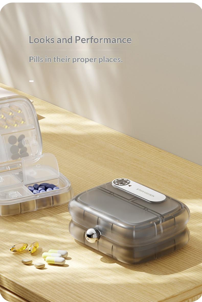 Portable small pill box for daily medication, sealed and moisture-proof, suitable for carrying with you, transparent pill box for use seven days a week