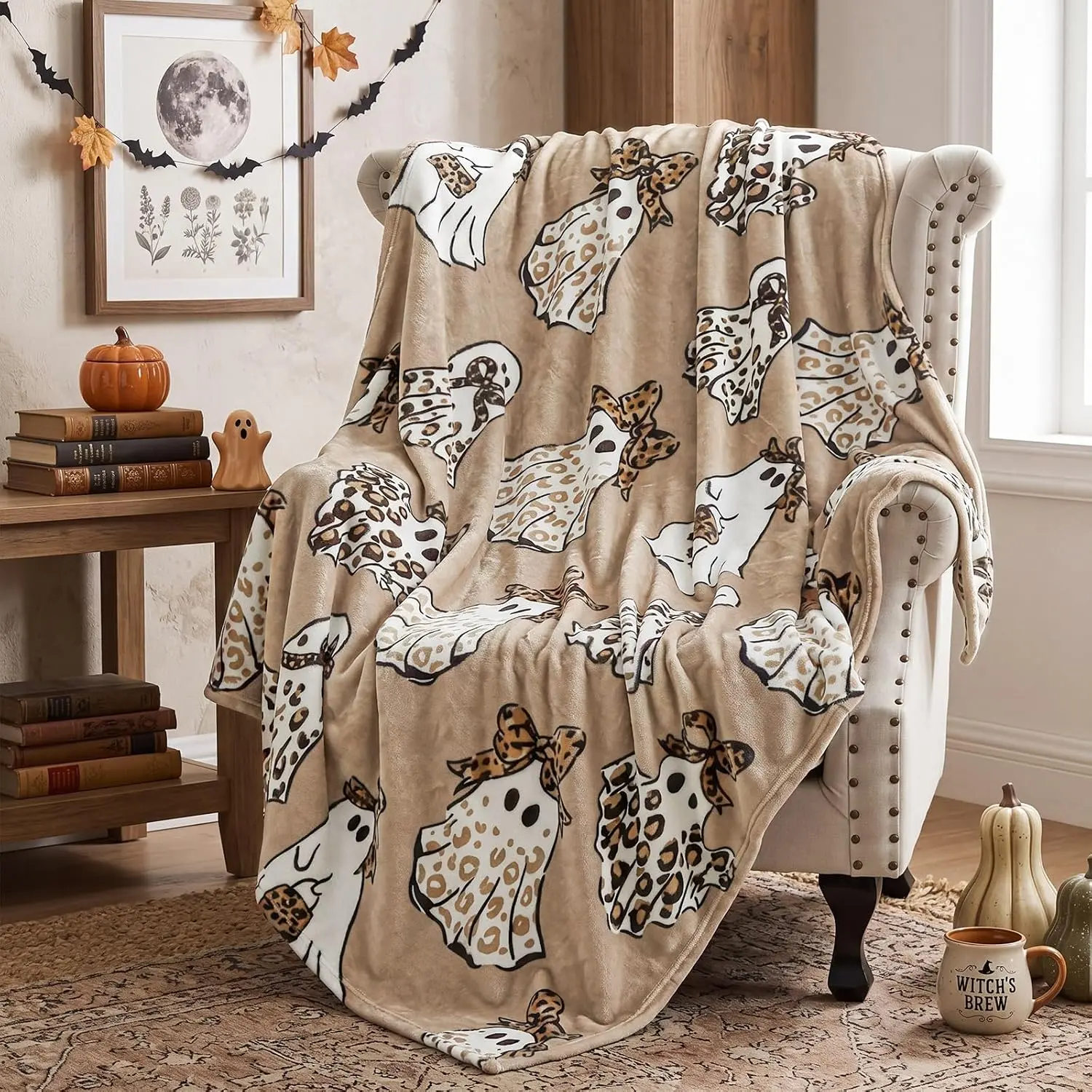 Halloween Cheetah Ghost Blanket Brown Leopard Throw Blanket, Soft Flannel, Halloween Cozy Spooky Gifts Decor, Western Boho Holiday Decorations, for Couch Sofa Bed