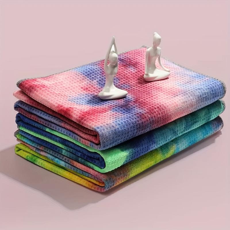 Non-Slip Yoga Mat Towel - Super Absorbent Quick Dry Microfiber Towel for Hot Yoga Pilates Gym Outdoor and Fitness Training, Sweat Absorbing Sports Towel with Storage Bag, Portable Fitness Essential Gift