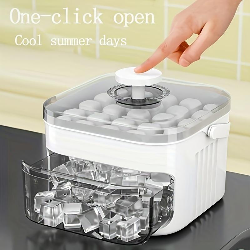 Double-layer ice cube tray with lid for home use, large capacity, fits small fridges, stackable storage for easy ice making, Ice Cube Mold
