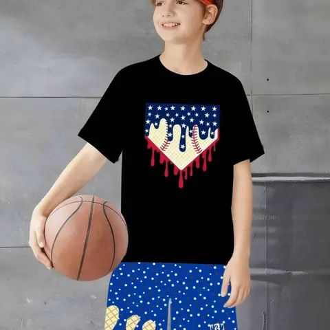 Boys' American Flag Heart Baseball Print Short Sleeve T-Shirt + Ice Cream Print Shorts Set, Summer Clothing Set Casual Breathable Two-Piece Clothes Kids