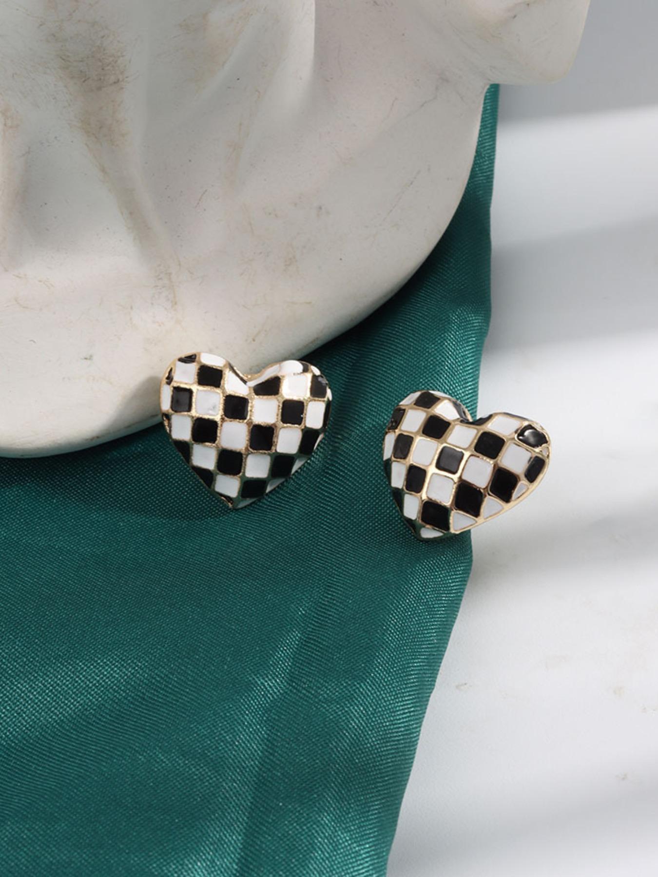 Checkerboard Heart Shaped Stud Earrings, Fashionable Enamel Earring for Women, Trendy All-match & Exquisite Jewelry for Birthday Gift, Ear Studs