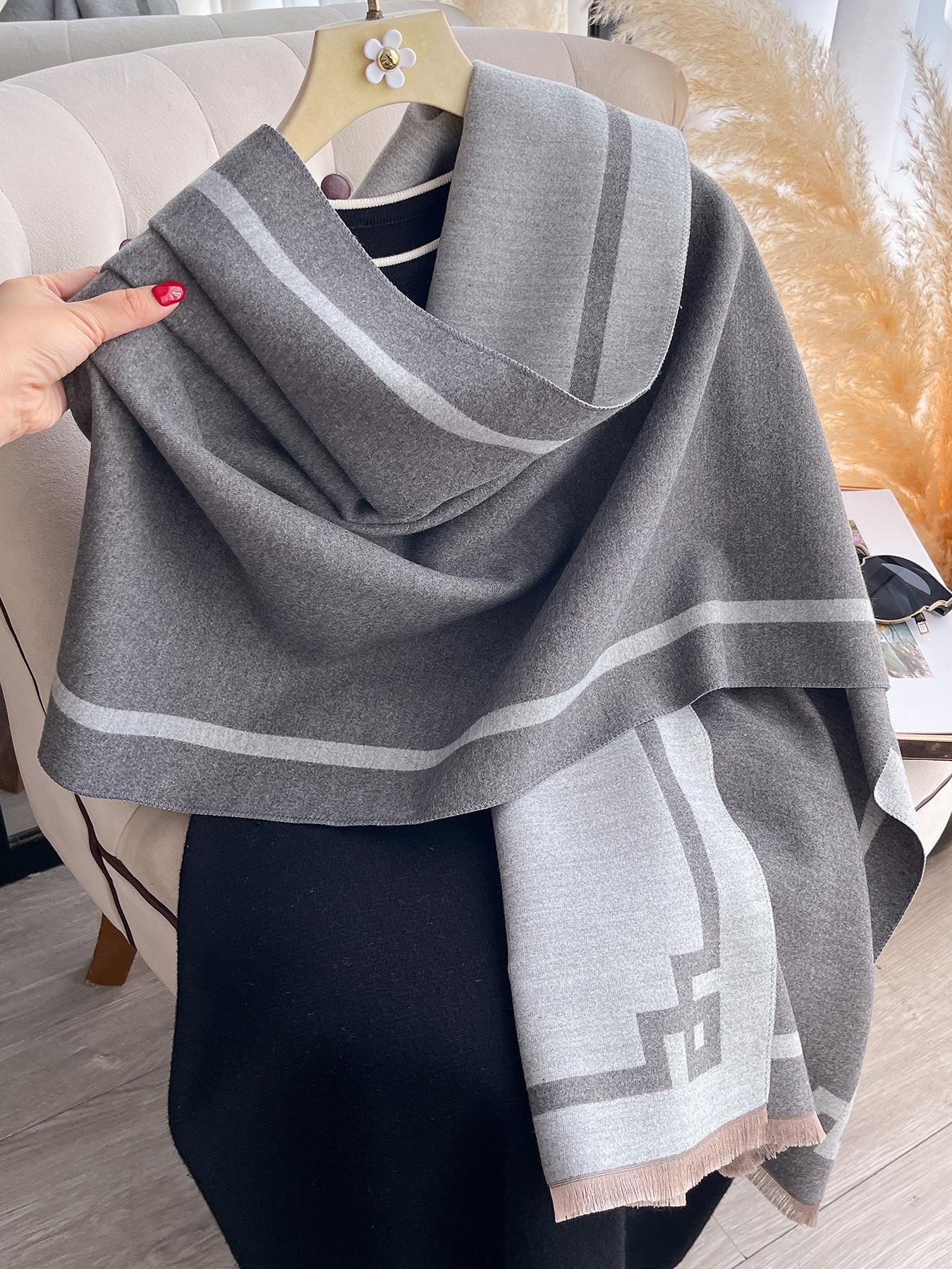 Women's Elegant Fall Winter Scarf, Dual-Sided Plain Woven Shawl, Warm Fashion Accessory for Casual & Formal Wear