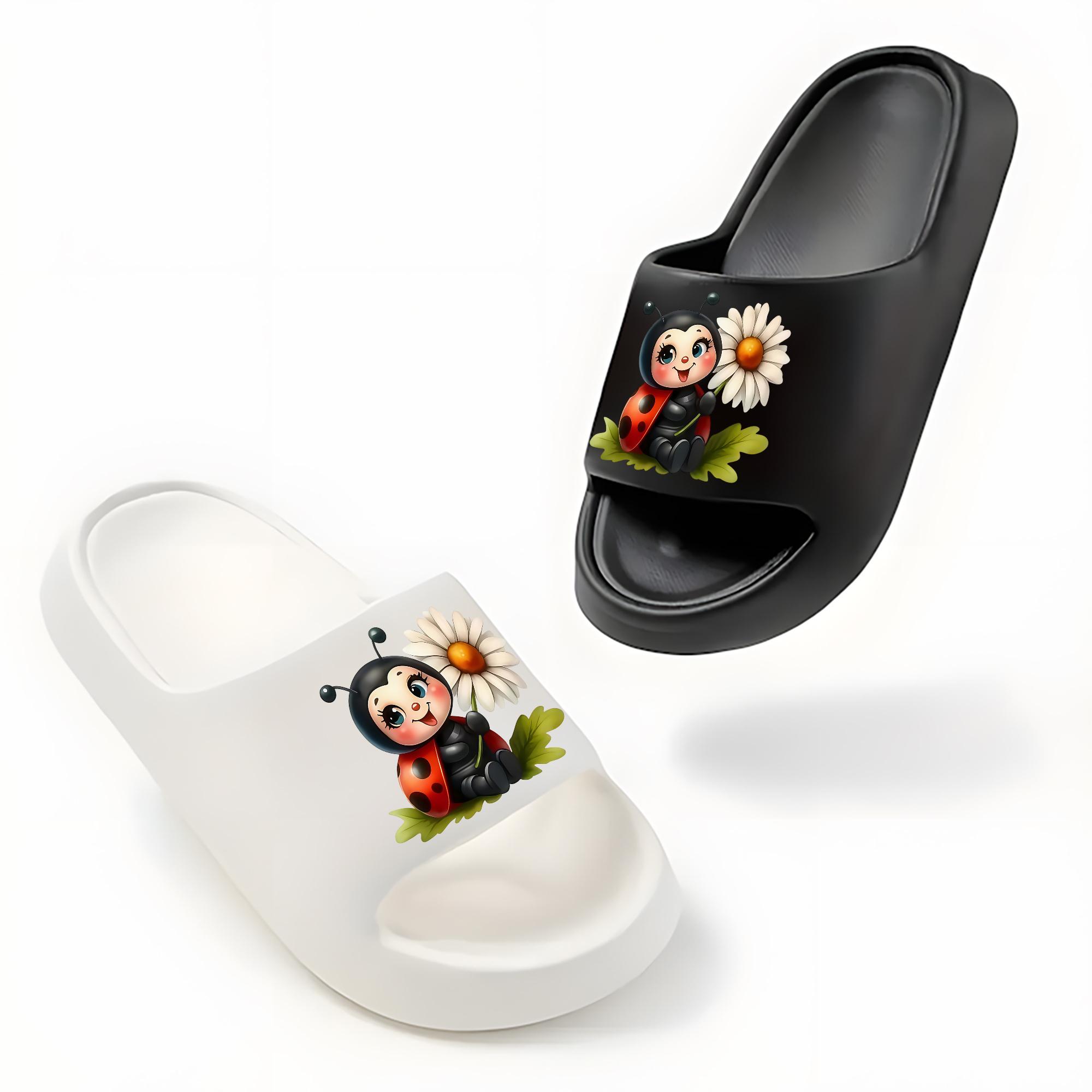1 pair of new unisex slippers, ladybug and daisy design, indoor/outdoor slippers, holiday gift slippers, women's home slippers, room slippers, birthday gift slippers, casual slippers, summer EVA slippers, bathroom slippers, beach slippers
