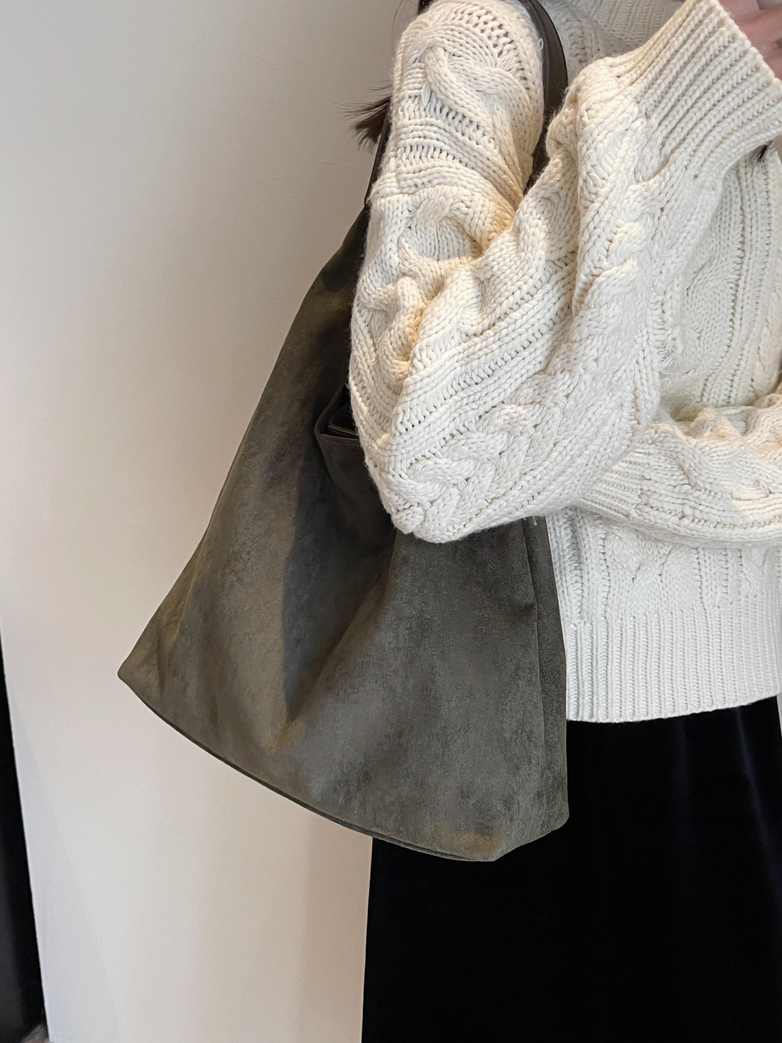 Elegant Shoulder Clutch Bag, Fashionable Shoulder Bag, Contemporary Plain Design, Large Capacity Commuter Fashion Accessory, Perfect for All Seasons