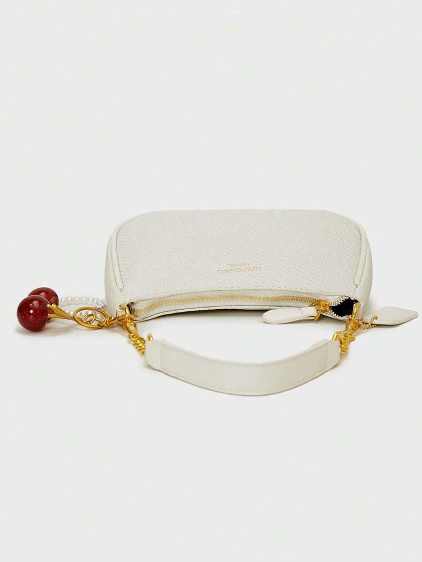 Small fresh  sweet shaped shoulder handbag, white lychee pattern simple classic design, cherry pearl chain bag, exquisite fashion   versatile, niche design suitable for daily commuting, shopping, etc., Elegant shoulder bag