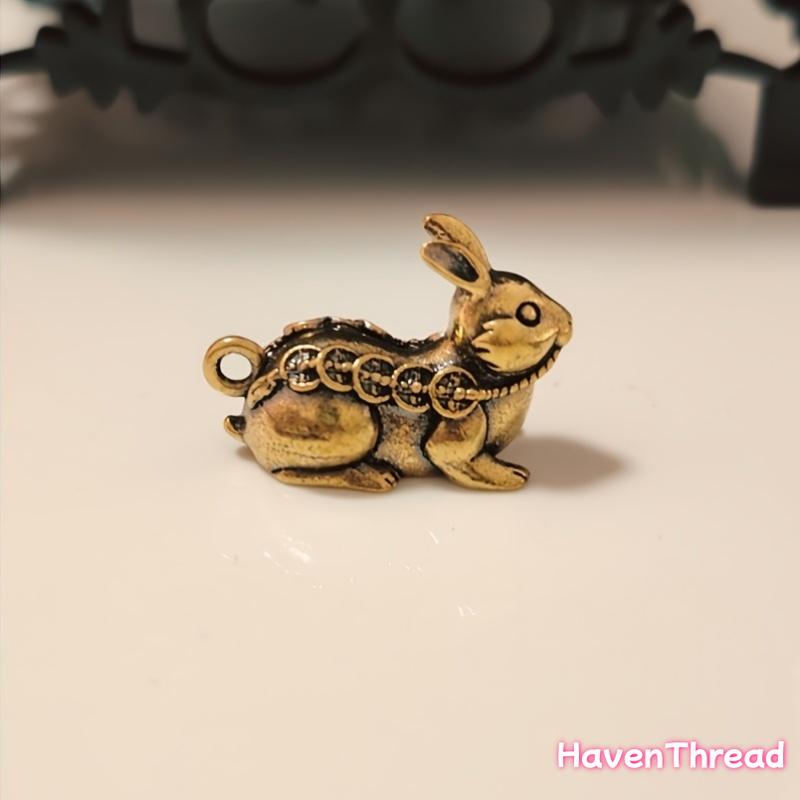 2pcs Vintage Chinese 5 Emperors Money Rabbit Ornaments, Yellow Brass Collectible Figurines - Unisex Fortune Fengshui Household Items Decor for Festive Home Use, Anniversary Gifting