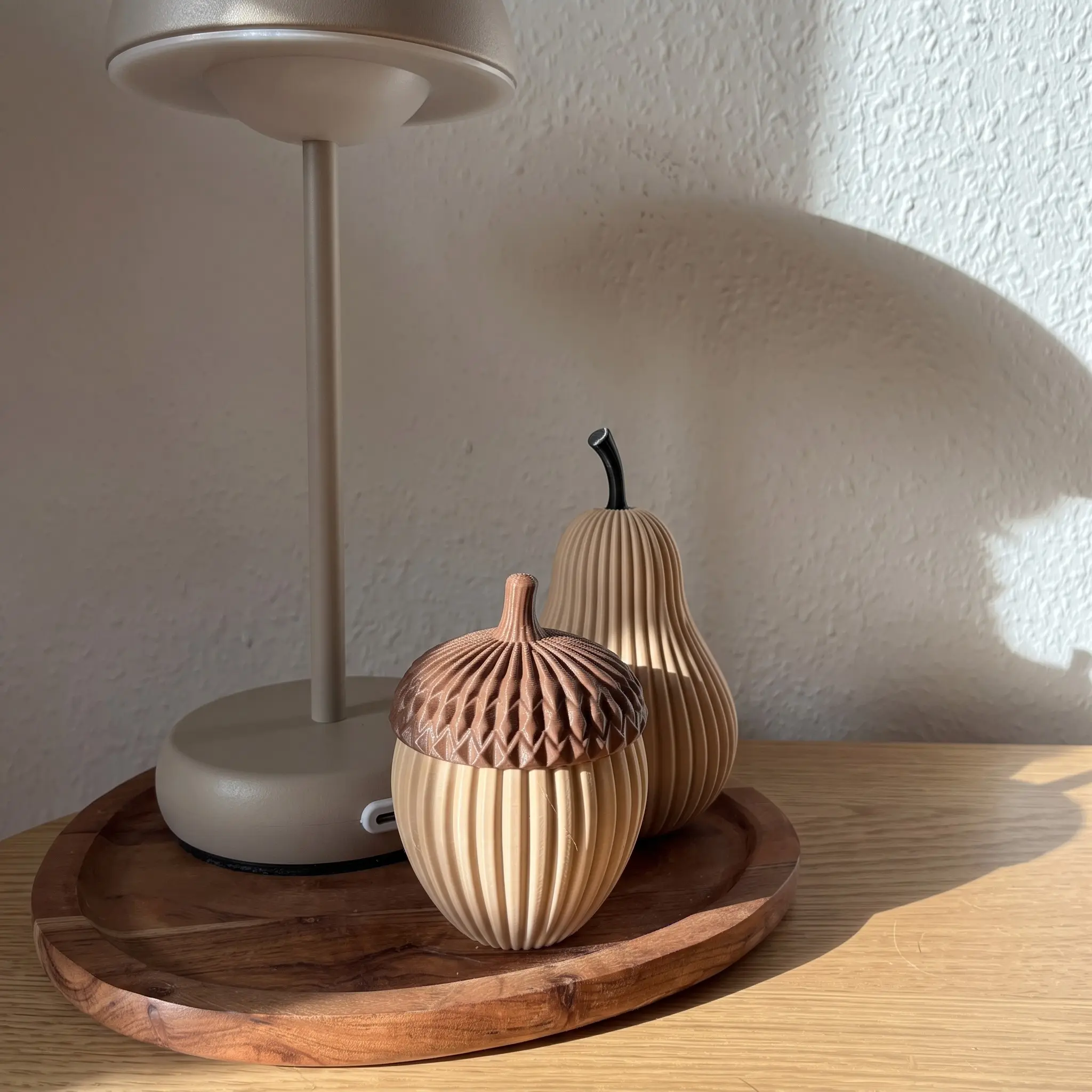 3D Printed Acorn and Pear Shape Decorative Statue Set, Striped Desktop Counter Decoration, Desktop Statues, Nordic Minimalist Style Shelf Ornament, Elegant Desk Accent