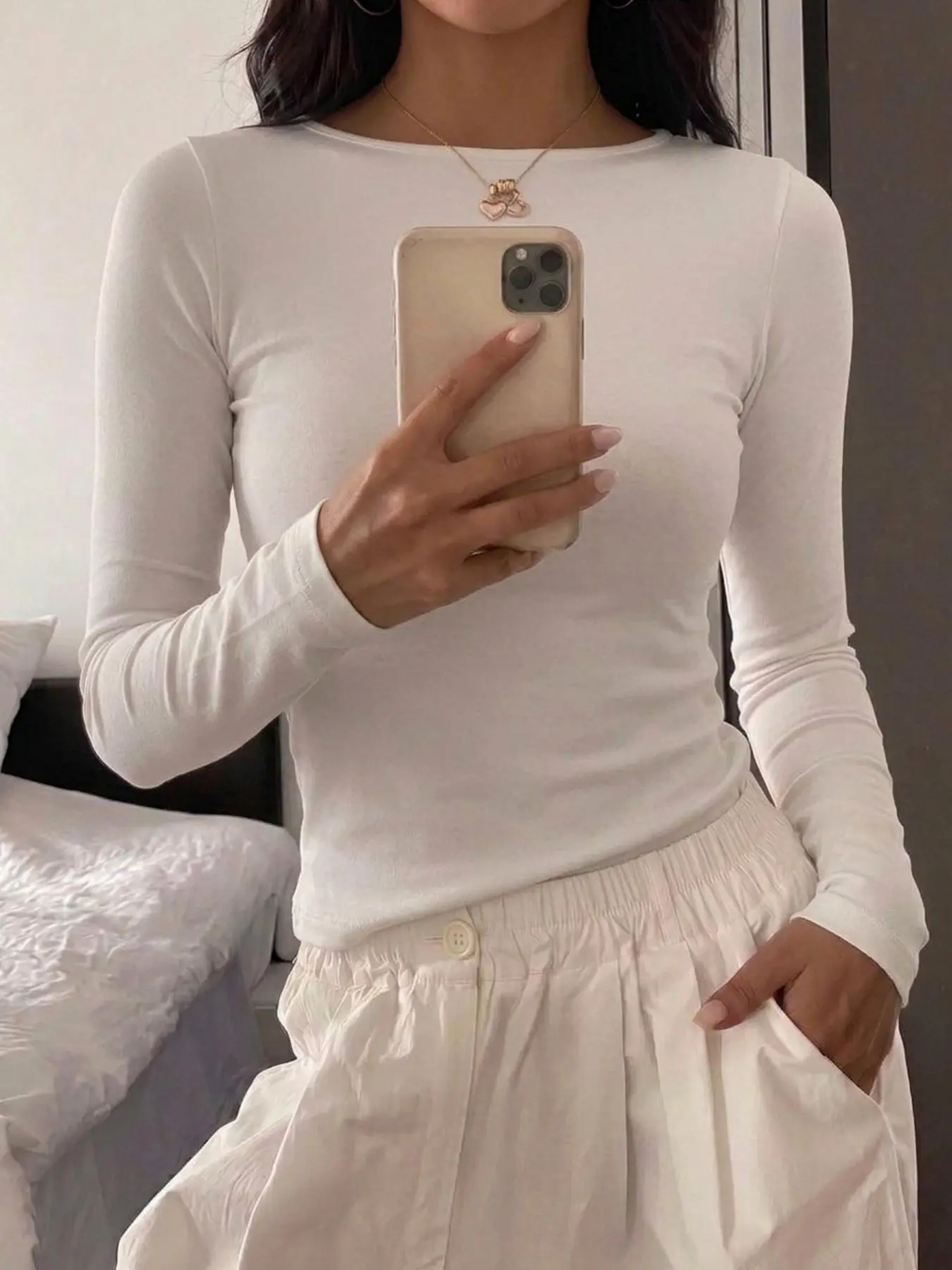 Women's Light Gray Soft Leopard Print Crew Neck Slim-Fit Regular Long-Sleeve Top, Versatile Basic Undershirt T-Shirt for Daily, Street, Campus, Dating, Afternoon Tea, Layering and Outdoor Wear in Autumn and Winter