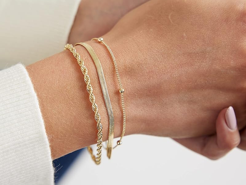 Gold Bracelets for Women Waterproof 14K Gold Plated Bracelet Stack Set Non Tarnish Trendy Thin Dainty Stackable Cuban Link Paperclip Chain Bracelet Pack Fashion Cute Jewelry Set