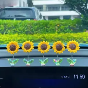 5 Pcs Spring Wobbling Sunflower Car Decor, cute shaking head figurines for dashboards. Lovely interior ornaments with summer vibes, creative accessories for car center consoles.
