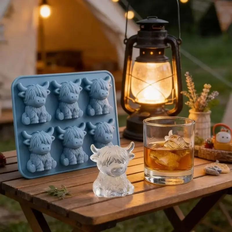 Mini Highland Cow Ice Cube Mold, Cute Silicone Ice Tray, Durable and Reusable, Perfect for Home Use, Easy to Clean, Fun Design
