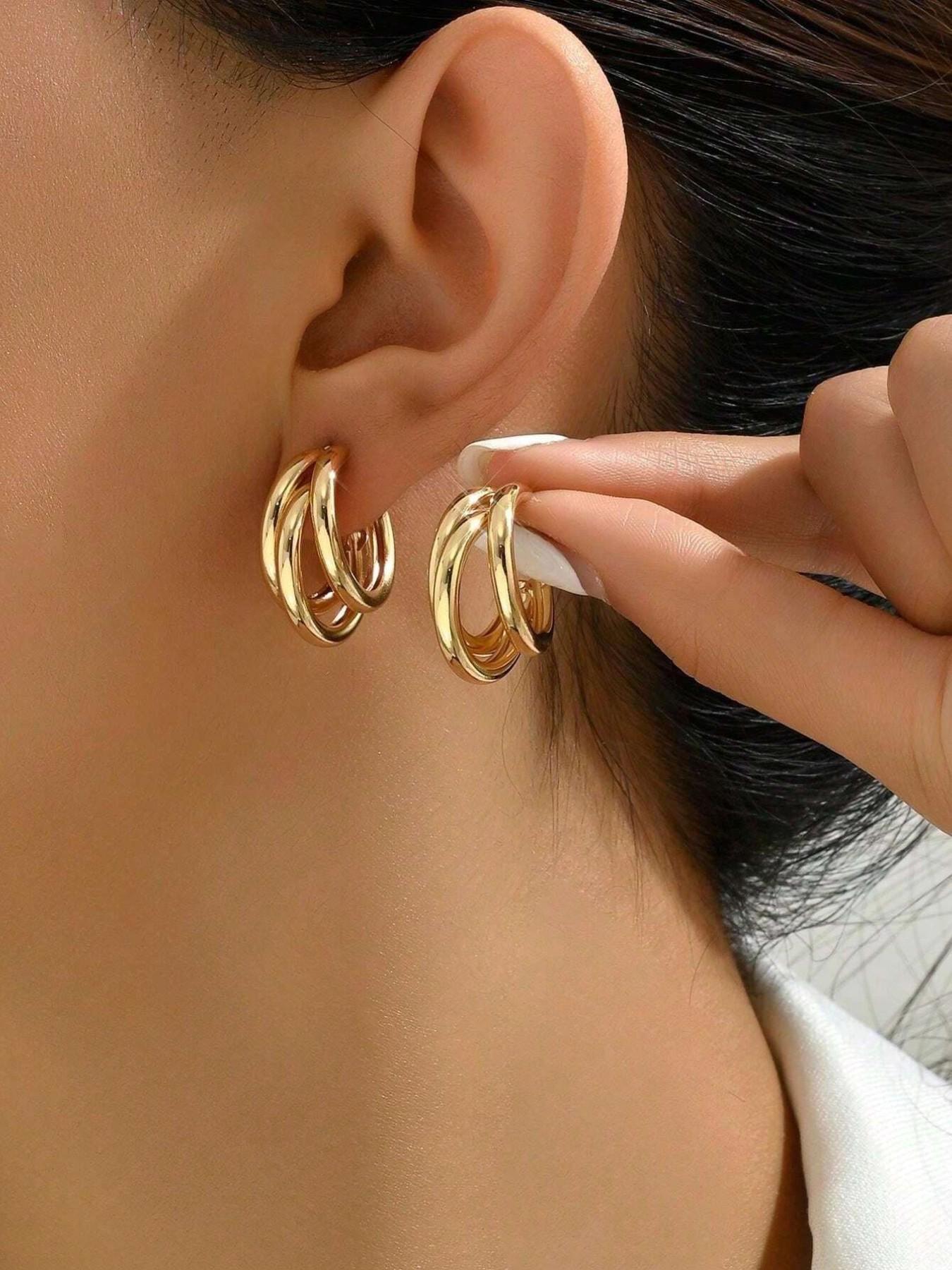 Elegant Three-Ring Low Allergy Earrings, Punk Metal Texture, Perfect for Parties and Dates, Stylish Jewelry Pins