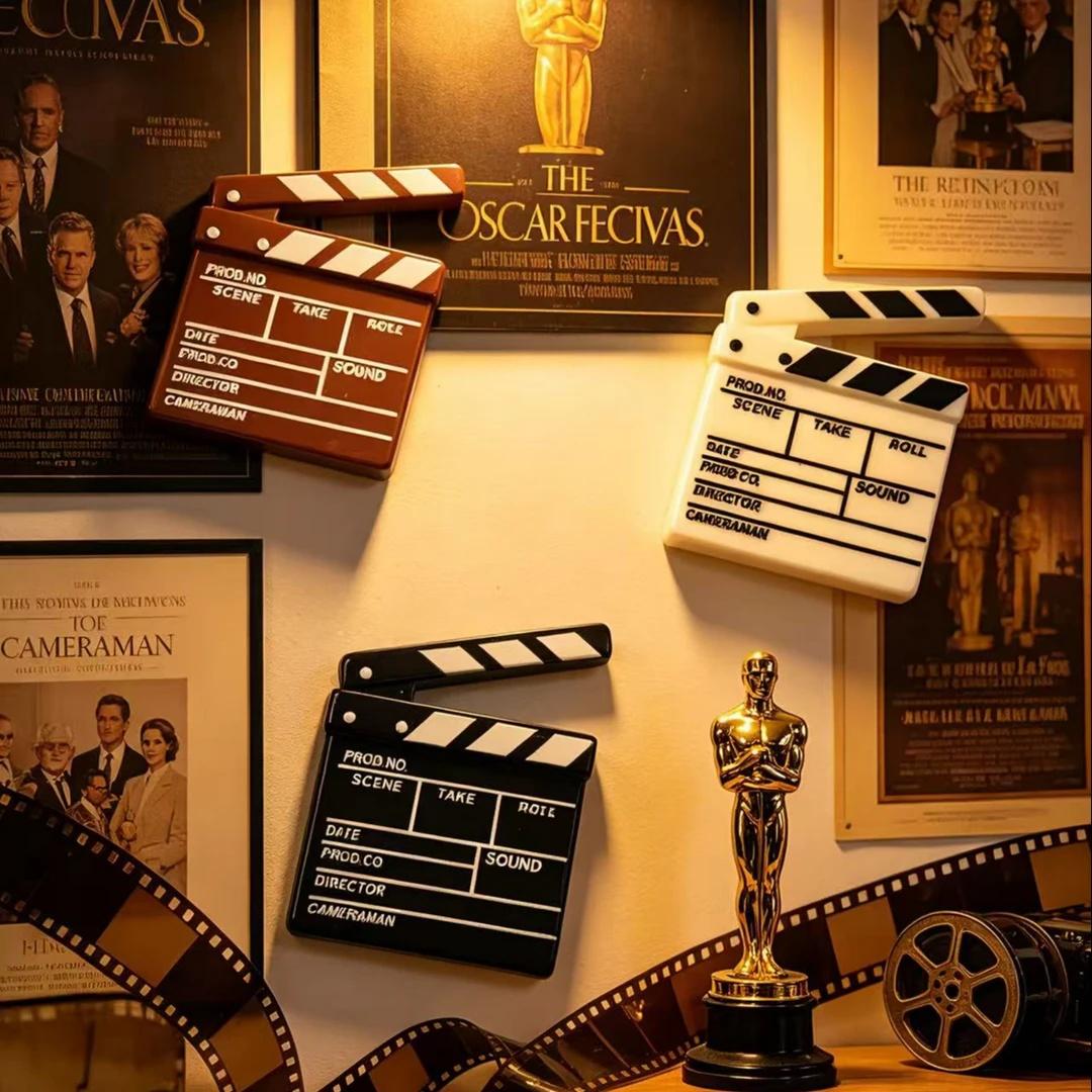 Vintage Movie Style DIY Scene Props, Director Board Small Golden Man Wall Decor, Influencer Photo Live Stream Atmosphere Setup Ornament