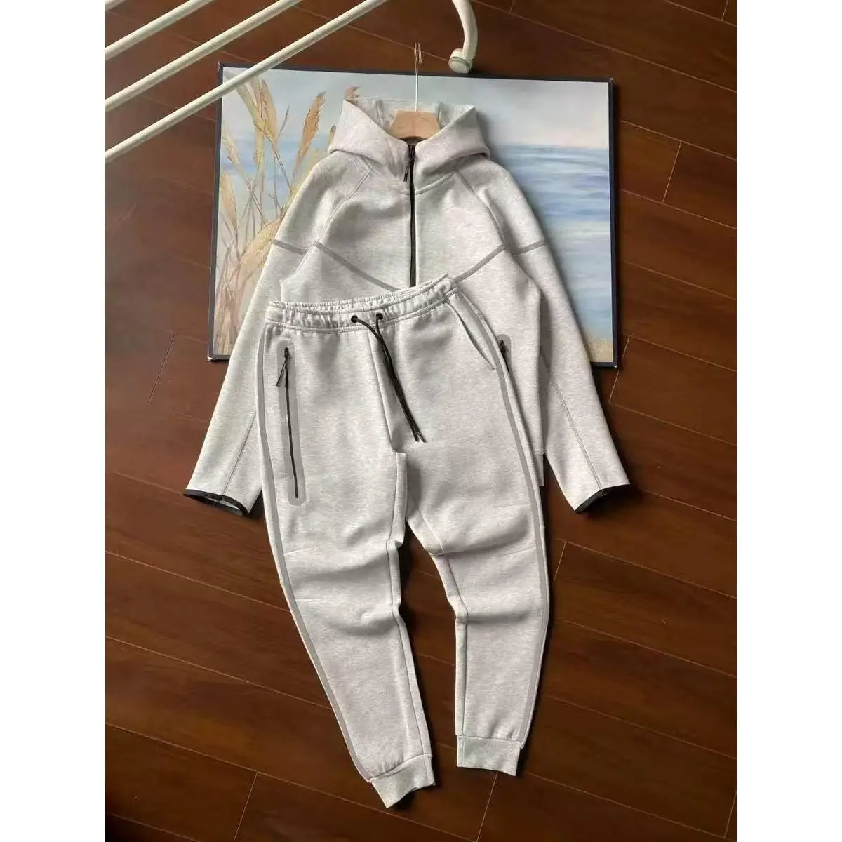 Grey set