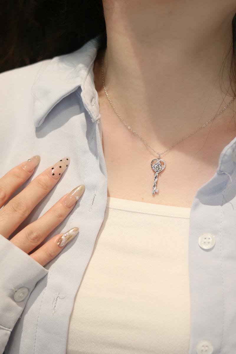 【#468 Gift for Her】Elegant Necklace For Women 925 Sterling Silver Synthetic Moissanite, Birthday Gifts For Wife Mom Girlfriend Grandma