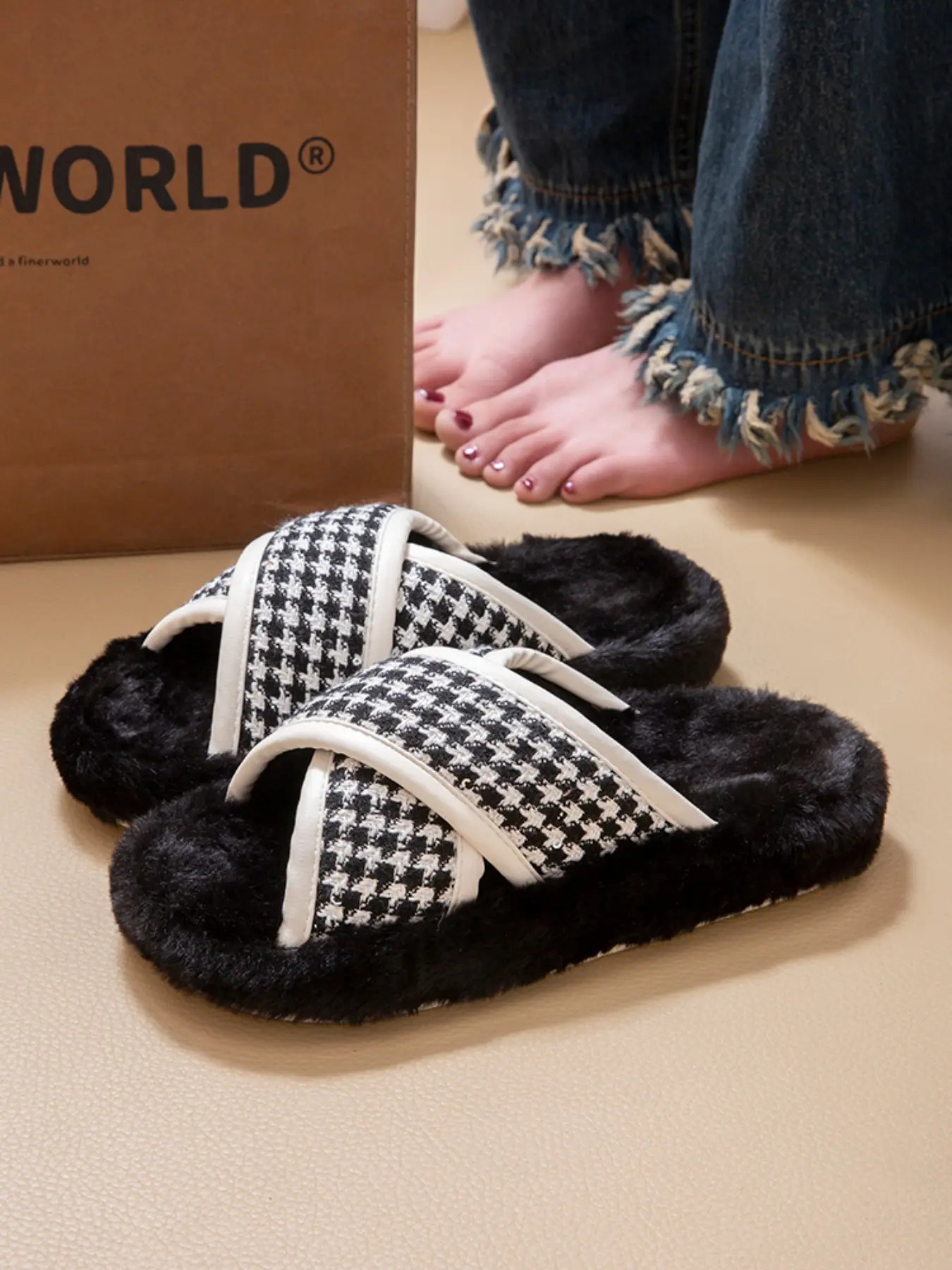Women's Fall Winter Velvet Slippers, Non-Slip Houndstooth Design, Criss-Cross Strap, Comfortable Home Footwear, All-Season Use, Soft Sole Slippers