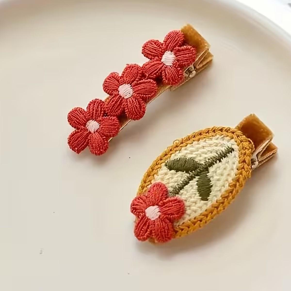 Handmade Woven Flowers Hair Clips, Girls' Knitted Flower Accessories, Perfect for Stylish & Daily Wear